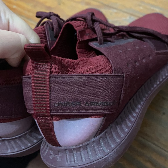 Under armour  size 8 running shoes - Picture 4 of 4